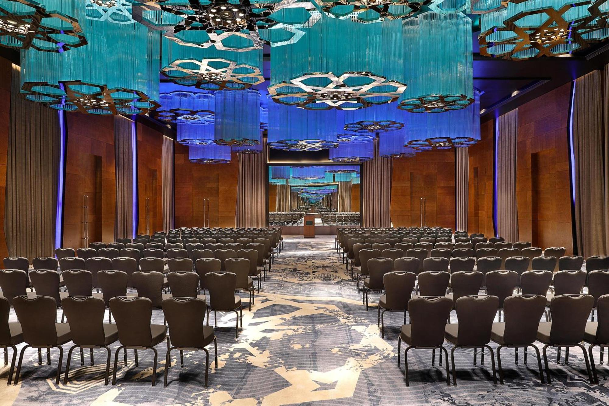 Отель W Маскат Экстерьер фото The Grand Ballroom